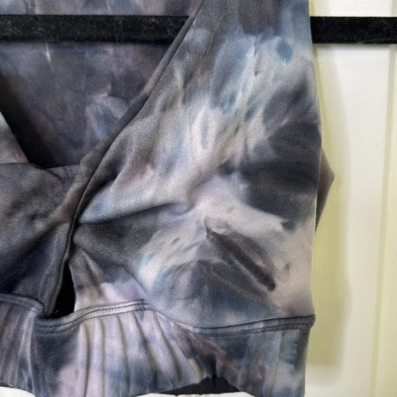 Tie-Dye Sports Bra - Black and Gray - Picture 3 of 5